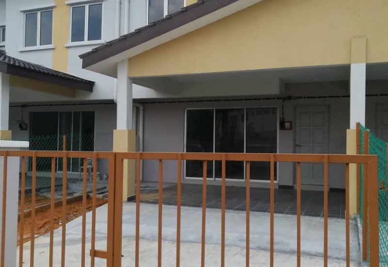 Freehold Double Storey Terrace House in Meru, Klang