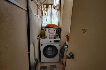 SRI DAHLIA APARTMENT, KAJANG (Sungai Chua – Taman Sepakat Indah 2)