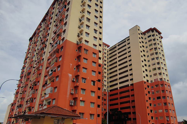 SRI DAHLIA APARTMENT, KAJANG (Sungai Chua – Taman Sepakat Indah 2)