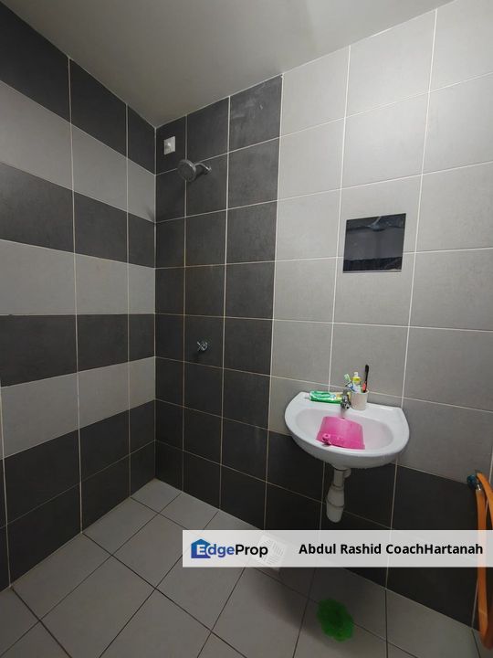 Residensi Mutiara, Kajang 2 Block C | 2+1 Rooms | 2 Bathrooms | Partly Furnished, Selangor, Kajang