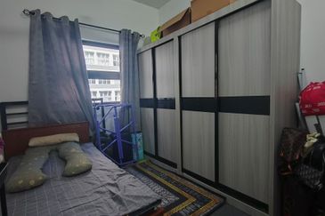 Residensi Mutiara, Kajang 2 Block C | 2+1 Rooms | 2 Bathrooms | Partly Furnished
