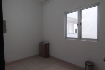 Kesuma Residence 1 @ Semenyih 80% Furnished