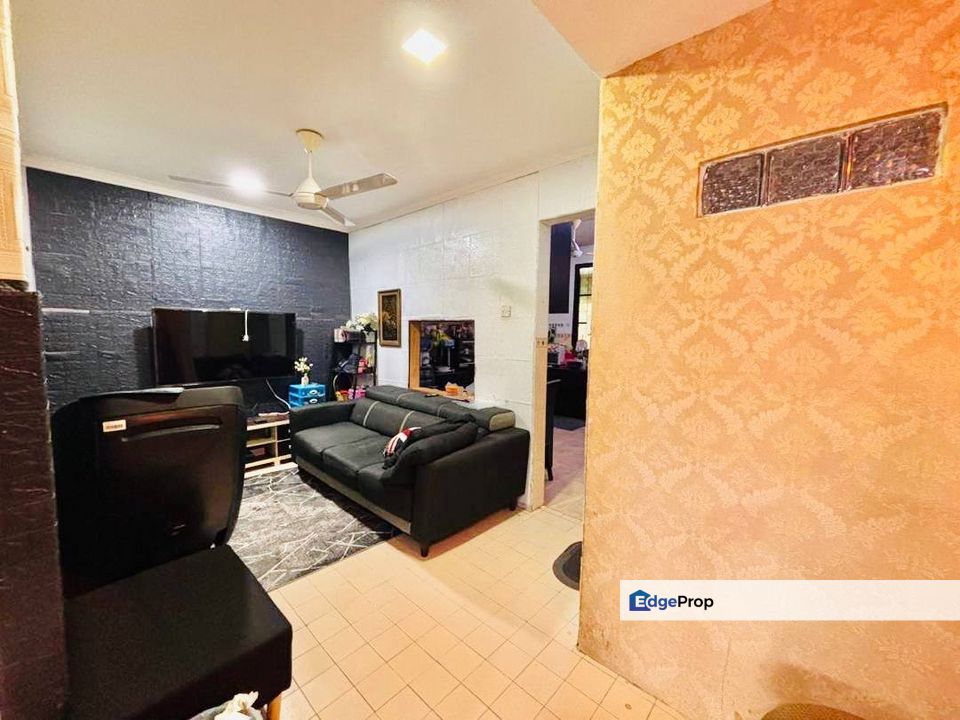 Double Storey Terrace House at Bandar Baru Selayang, Selangor, Selayang