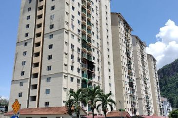 Pangsapuri Saujana Gombak Pinggiran Batu Caves