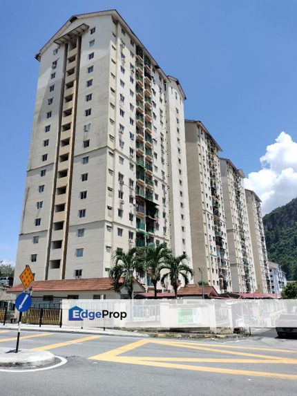 Pangsapuri Saujana Gombak Pinggiran Batu Caves, Selangor, Batu Caves 