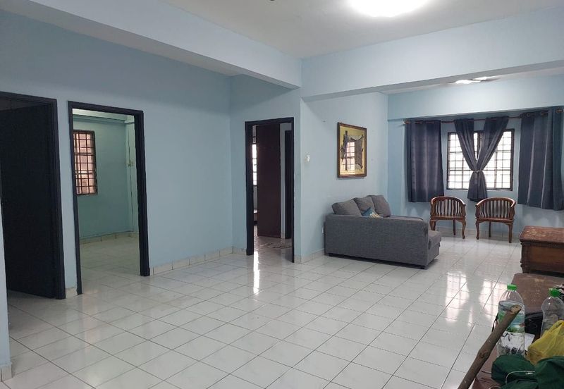 Pangsapuri Mawar Bandar Baru Sentul near LRT Sentul Timur