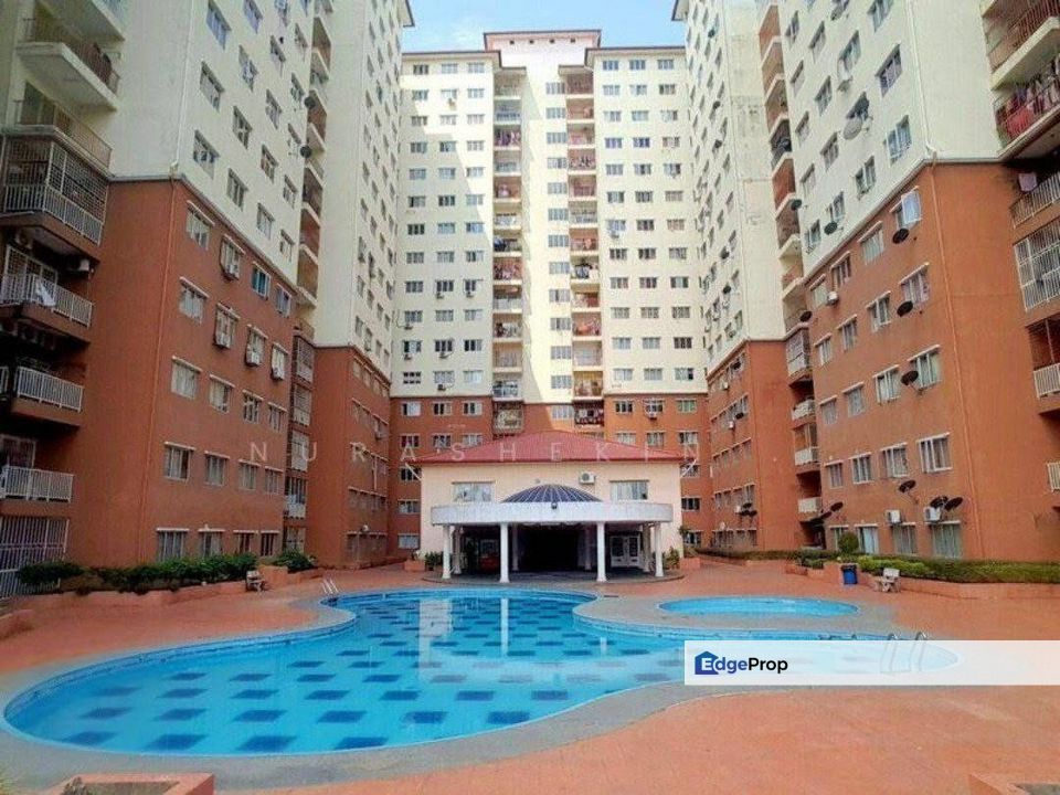 Selesa i-Resort, Taman Damai Mewah, Selangor, Kajang