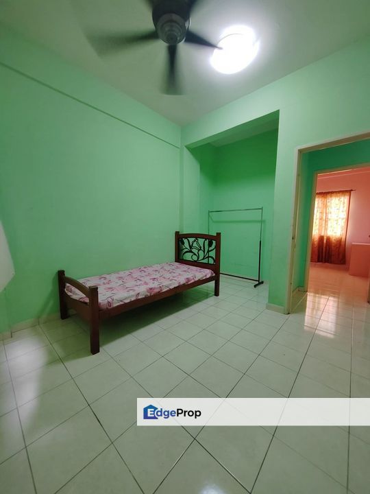 Selesa i-Resort, Taman Damai Mewah, Selangor, Kajang