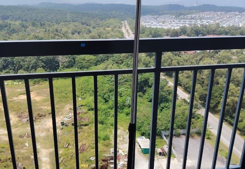  Kesuma Residence 1 @ Semenyih 80% furnished!!