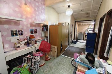 End lot Single Storey Taman Salak Jaya Salak Selatan Kuala Lumpur