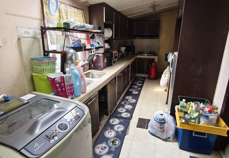 End lot Single Storey Taman Salak Jaya Salak Selatan Kuala Lumpur