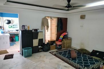 ELENA APARTMENT BLOCK F4 DESA PANDAN KAMPUNG PANDAN KL