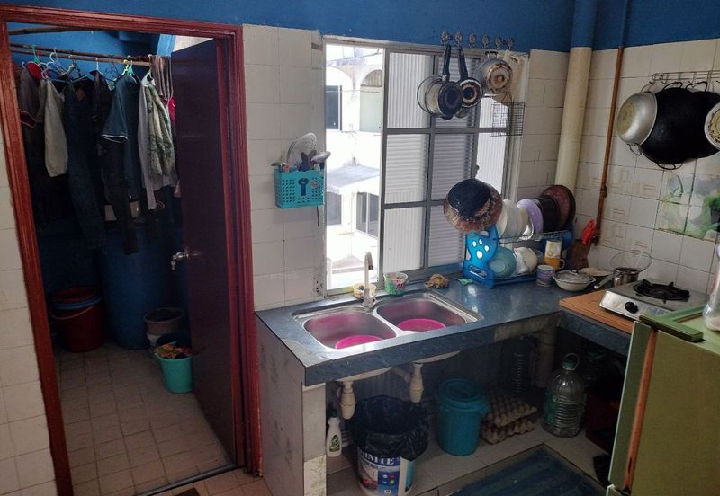 ELENA APARTMENT BLOCK F4 DESA PANDAN KAMPUNG PANDAN KL