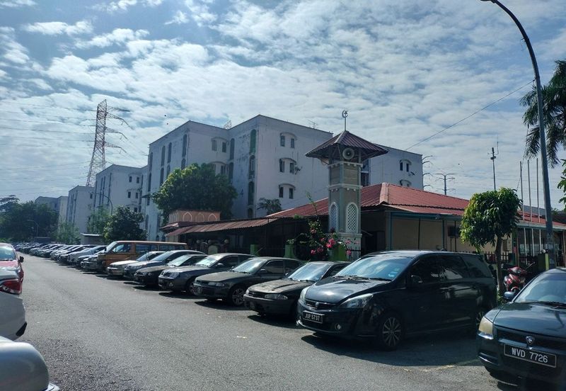 ELENA APARTMENT BLOCK F4 DESA PANDAN KAMPUNG PANDAN KL