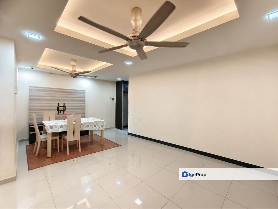 Double Storey Jalan Aman Suria Taman Aman Putri Seksyen U17 Sungai Buloh Shah Alam, Selangor, Shah Alam