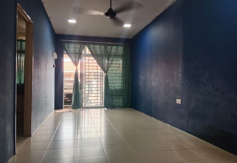 Teres Setingkat Taman Gambang Damai Kuantan