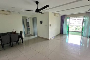 KIARA RESIDENCE 2, BUKIT JALIL WITH PRIVATE BALCONY