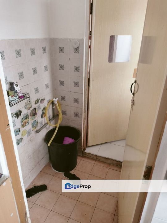 Flat Desa Lembah Permai, Lembah Jaya Utara Ampang, Selangor, Ampang