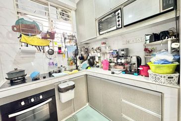 INTAN APARTMENT TAMAN SETIAWANGSA