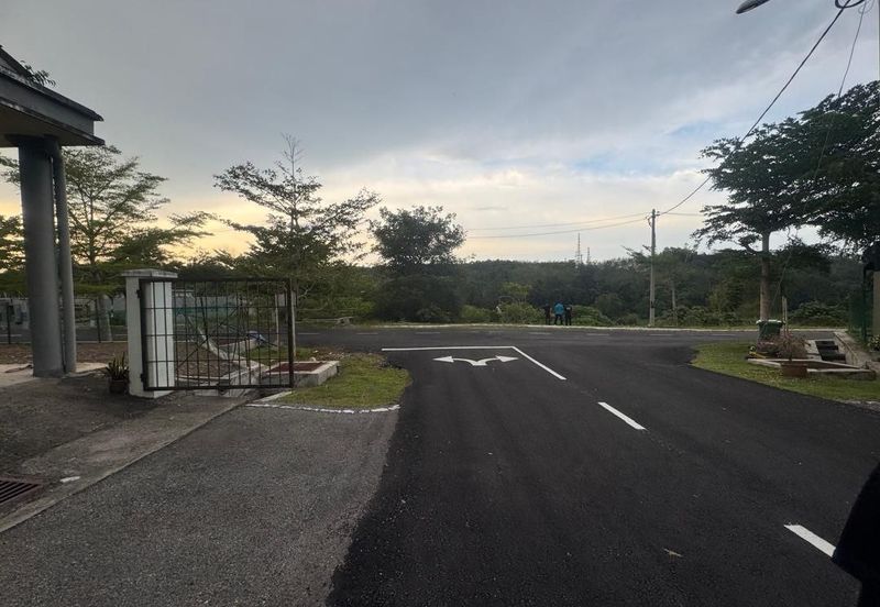 TERES CORNER LOT UNTUK DIJUAL