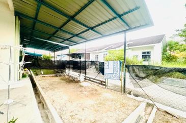 TERES CORNER LOT UNTUK DIJUAL