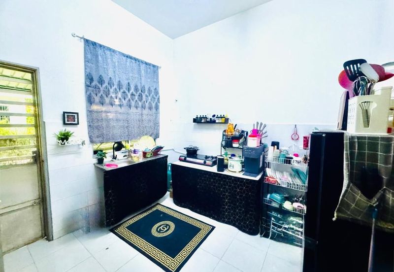 TERES CORNER LOT UNTUK DIJUAL