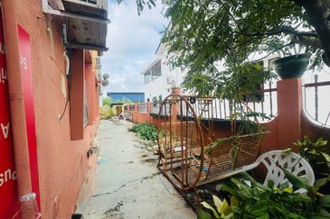 SEMI -D 2 TINGKAT TAMAN SRI TEMERLOH,JALAN SERINDIT