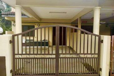 DOUBLE STOREY TERRACE- Klang (END LOT)