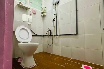 For Sale Double Storey Terrace House Taman Putra, Ampang