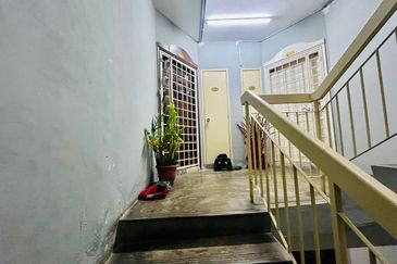 PESONA VILLA APT @ TAMAN MELAWATI FOR SALE