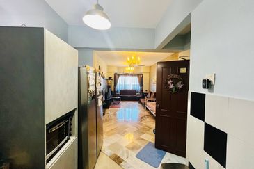 PESONA VILLA APT @ TAMAN MELAWATI FOR SALE