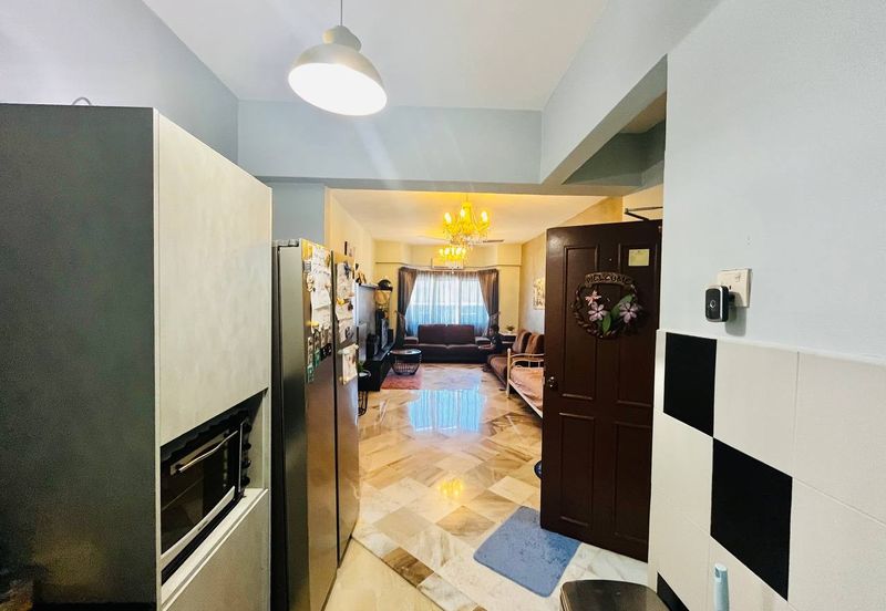 PESONA VILLA APT @ TAMAN MELAWATI FOR SALE