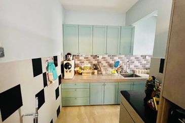 PESONA VILLA APT @ TAMAN MELAWATI FOR SALE