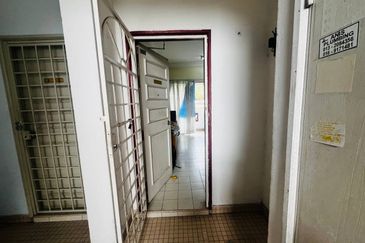 KENARI APARTMENT @ Taman Melati