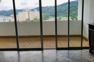 Sinaran Ukay Condominium, Bukit Antarabangsa, Ampang