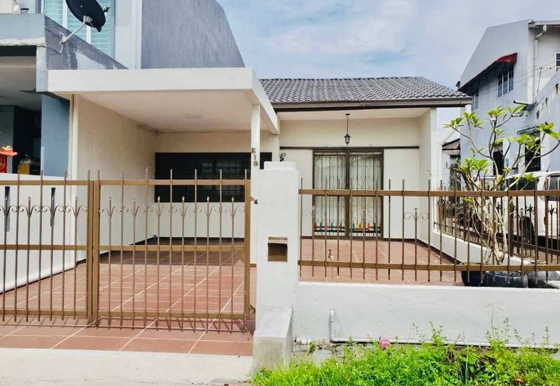 Single Storey End Lot Taman Ehsan Kepong, KL