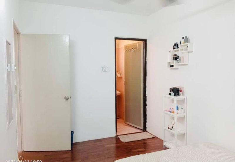 3 Storey Terrace House, Taman Dagang, Ampang