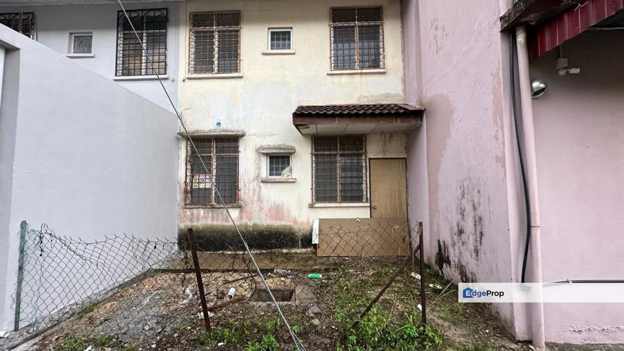 BUKIT SENTOSA JALAN KEMBOJA 4C, RAWANG, Selangor, Rawang