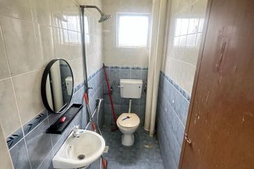 SURIA APARTMENT, DESA PERANGSANG, BLOK D PJS 3/9 TAMAN MEDAN, PETALING JAYA