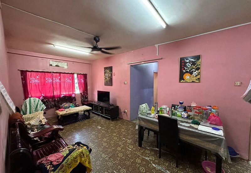 Apartment Putra Permai 2 Taman Putra Permai, Seri Kembangan