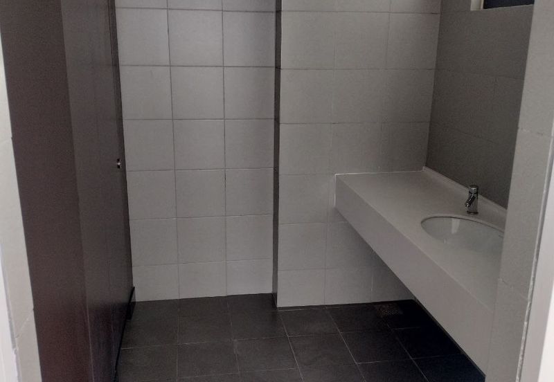 OFFICE SPACE UNIT RADIA BUKIT JELUTONG