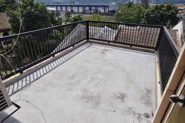 3.5 Storey Taman Kesuma Ampang