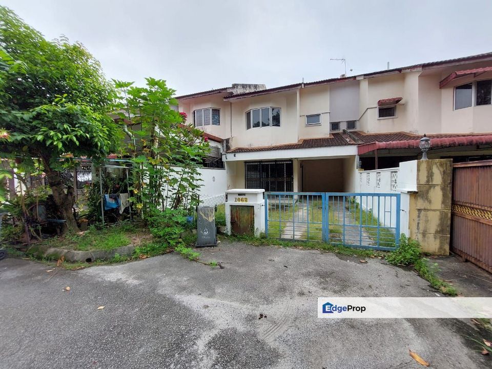 For Sale Rumah Teres 2 Tingkat Central Park Seremban 2 , Negeri Sembilan, Seremban