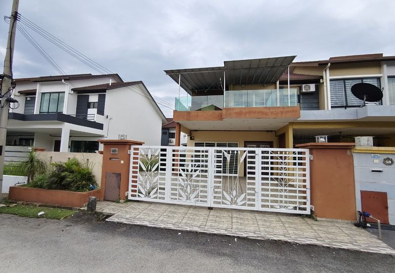 End Lot Double Storey Jalan Gelang Bandar Puteri Klang