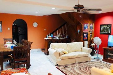 For Sell End Lot Double Storey Terrace House, Taman Bukit Indah, Ampang