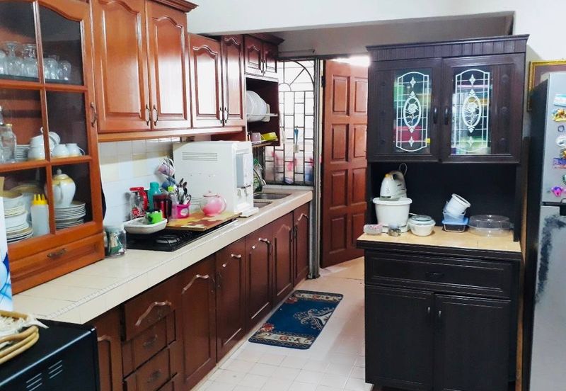 For Sell End Lot Double Storey Terrace House, Taman Bukit Indah, Ampang