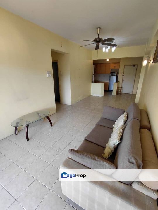 VISTA SERI PUTRA APARTMENT, BANDAR SERI PUTRA KAJANG BANGI, Selangor, Kajang