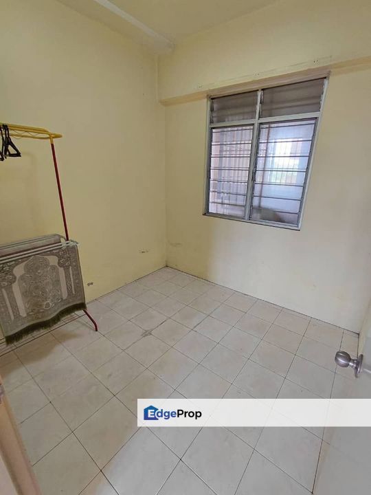VISTA SERI PUTRA APARTMENT, BANDAR SERI PUTRA KAJANG BANGI, Selangor, Kajang