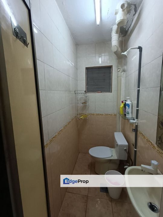 Ground Floor Saujana Apartment, Damansara Damai, Selangor, Damansara Damai