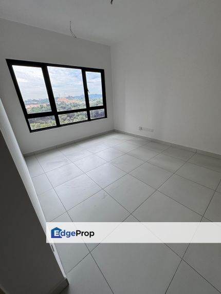 Pool View Bare Unit, Kuala Lumpur, Bukit Jalil